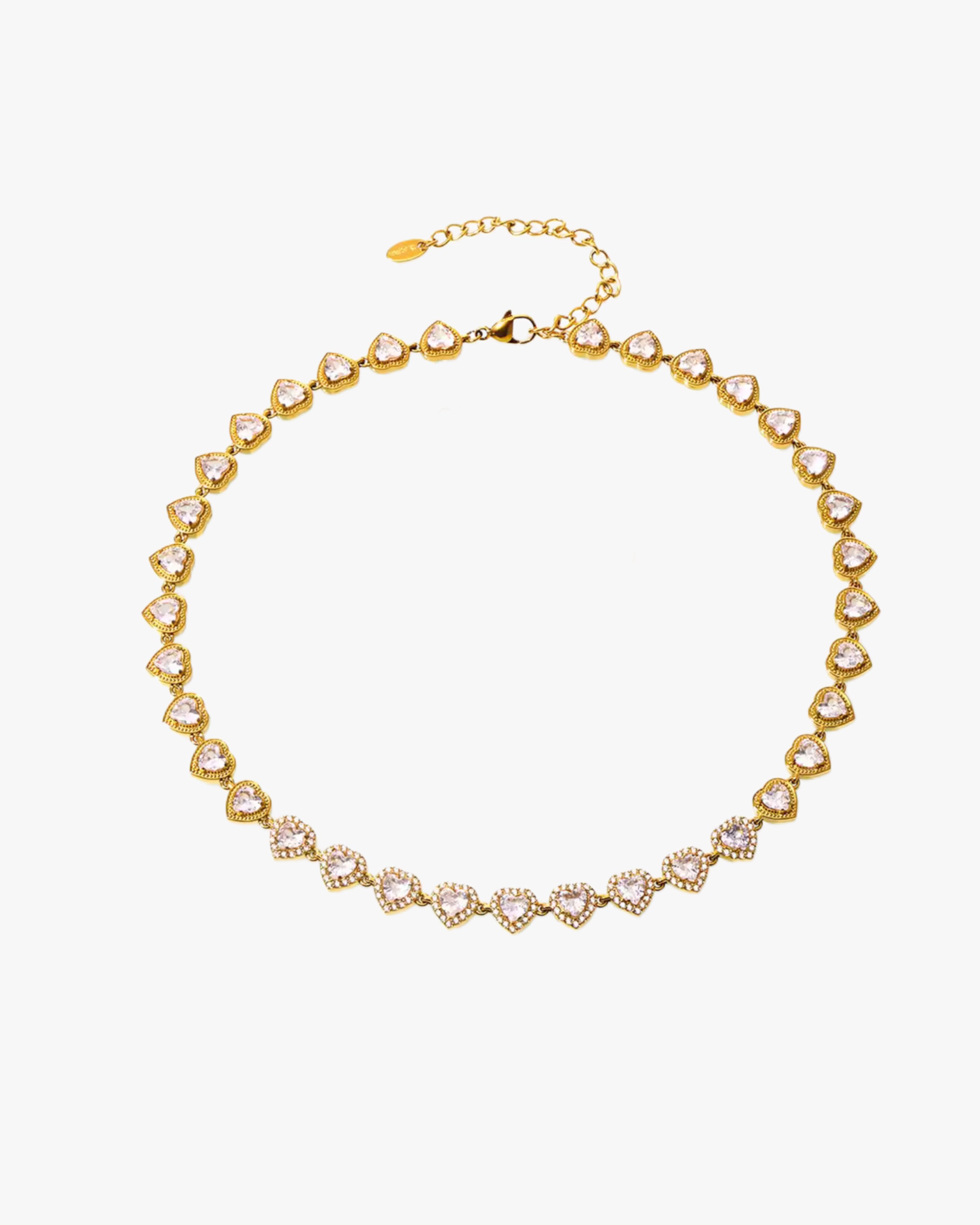 IN LOVE NECKLACE